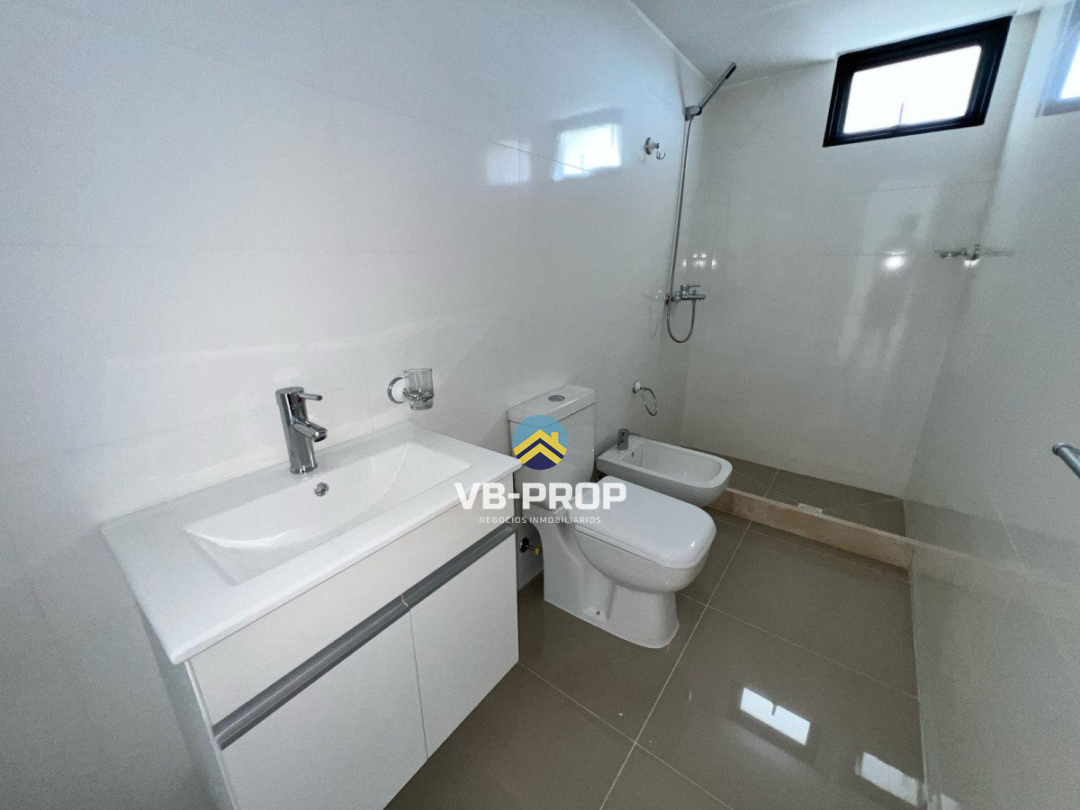 Apartamento ID.150 - Alquiler apartamento 2 dormitorios atlantida edificio capri