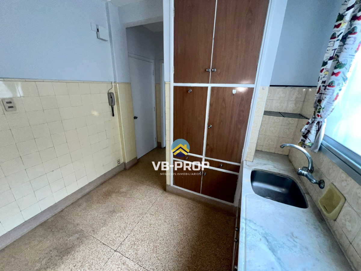 Apartamento ID.389 - Apartamento 2 dormitorios + servicio en venta cordon centro oportunidad oficina 