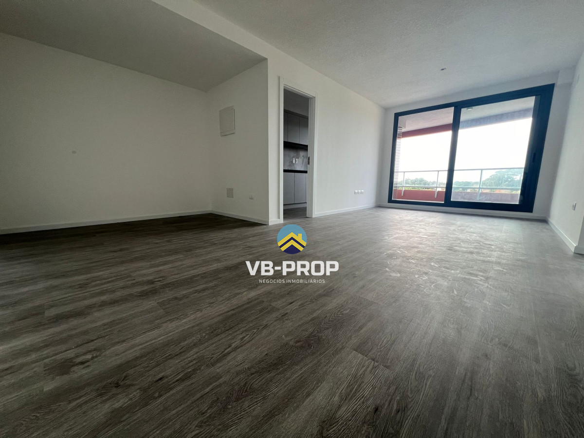 Apartamento ID.310 - Alquiler apartamento 2 dormitorios Edificio Italia Maldonado