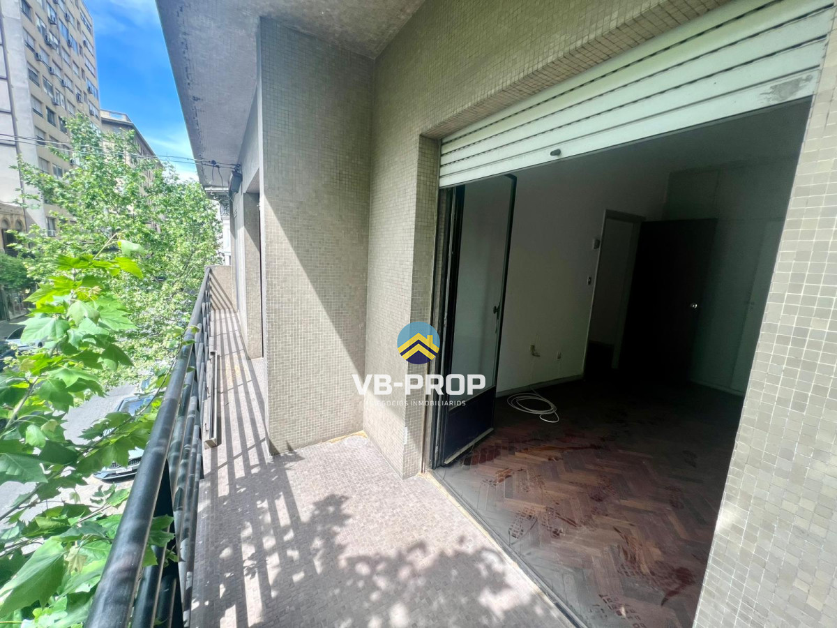 Apartamento ID.454 - Venta apartamento centro 3 dormitorios + servicio oficina 
