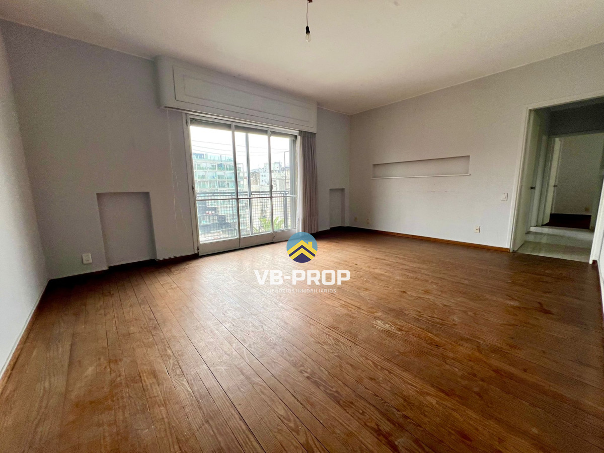 Apartamento ID.389 - Apartamento 2 dormitorios + servicio en venta cordon centro oportunidad oficina 