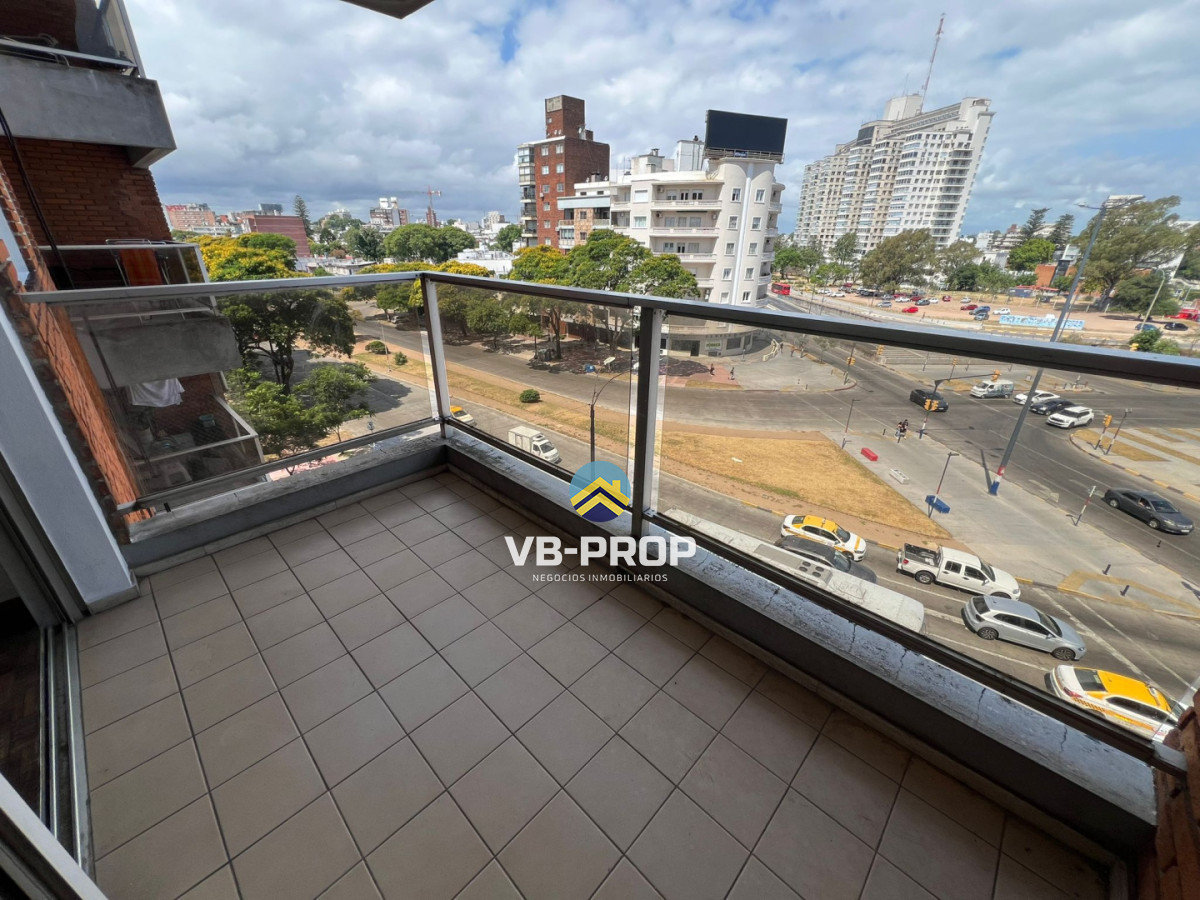 Apartamento ID.465 - VENTA APARTAMENTO 1 DORMITORIO LA BLANQUEADA PARQUE BATLLE