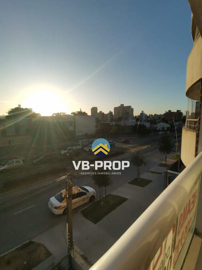 Apartamento ID.93 - Alquiler apartamento 2 dormitorios parque batlle cochera 
