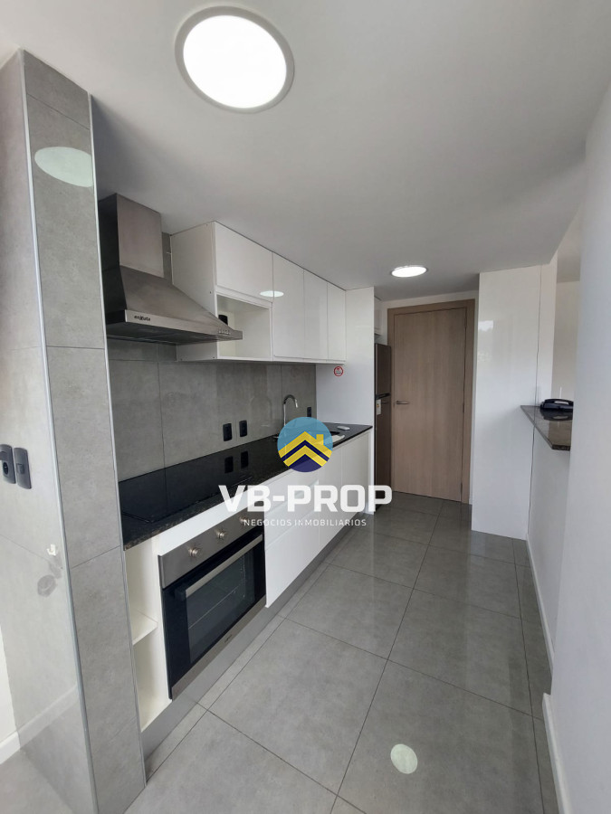 Apartamento ID.29 - Venta Apartamento Torre Gaudí Punta Del Este 2 Dormitorios 