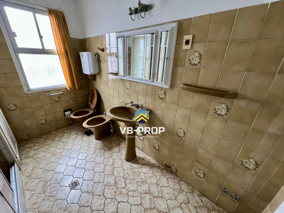 Apartamento ID.389 - Apartamento 2 dormitorios + servicio en venta cordon centro oportunidad oficina 