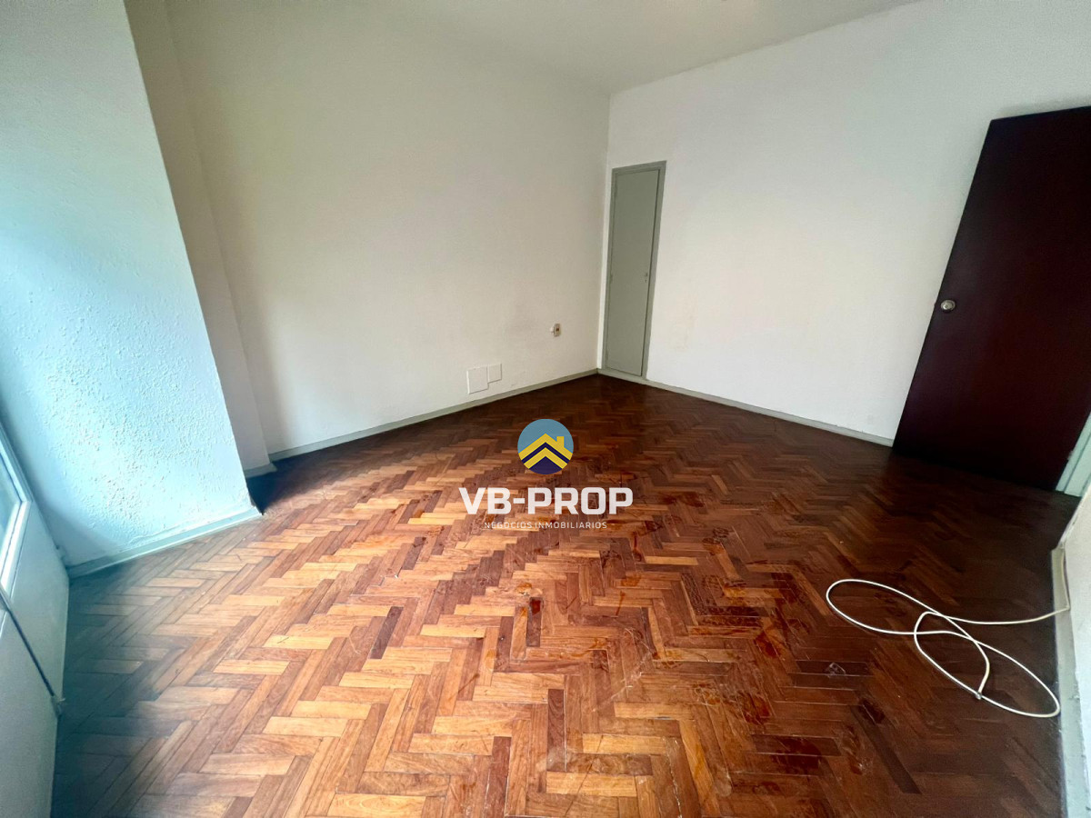 Apartamento ID.454 - Venta apartamento centro 3 dormitorios + servicio oficina 