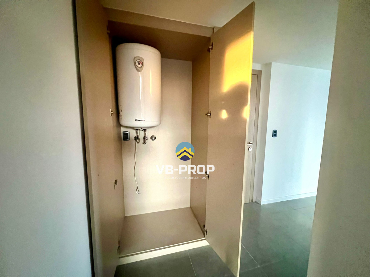 Apartamento ID.430 - Alquiler anual punta del este torre gaudi 2 dormitorios + garaje