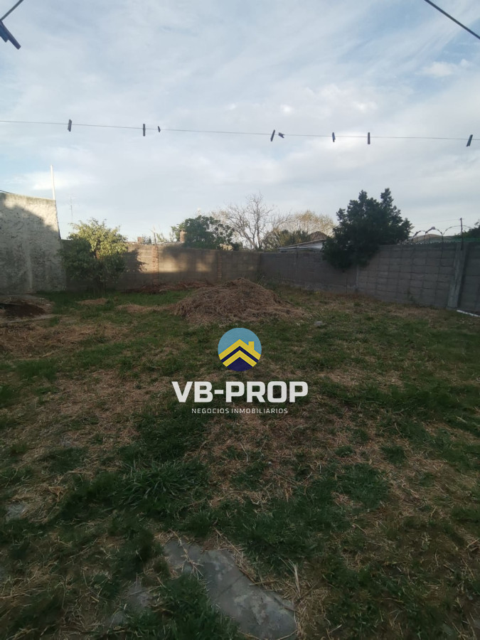 Casa ID.323 - Venta casa 2 dormitorios malvin norte camino carrasco 