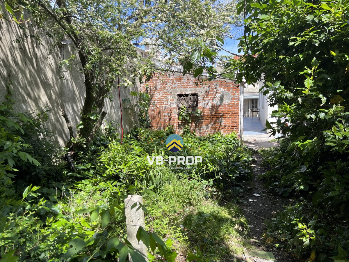 Casa ID.326 - Venta casa PH malvin punta gorda 3 dormitorios 