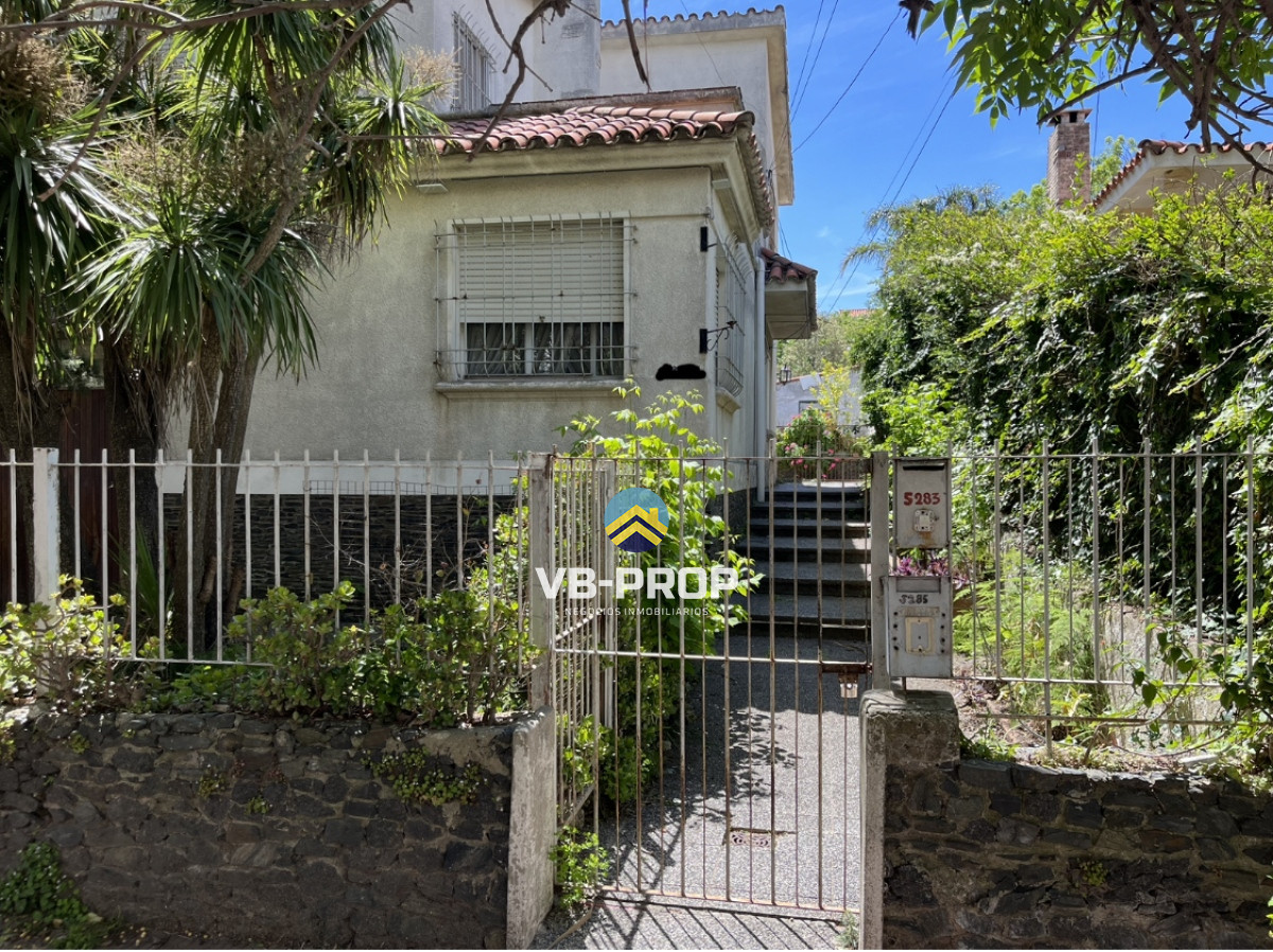 Casa ID.326 - Venta casa PH malvin punta gorda 3 dormitorios 