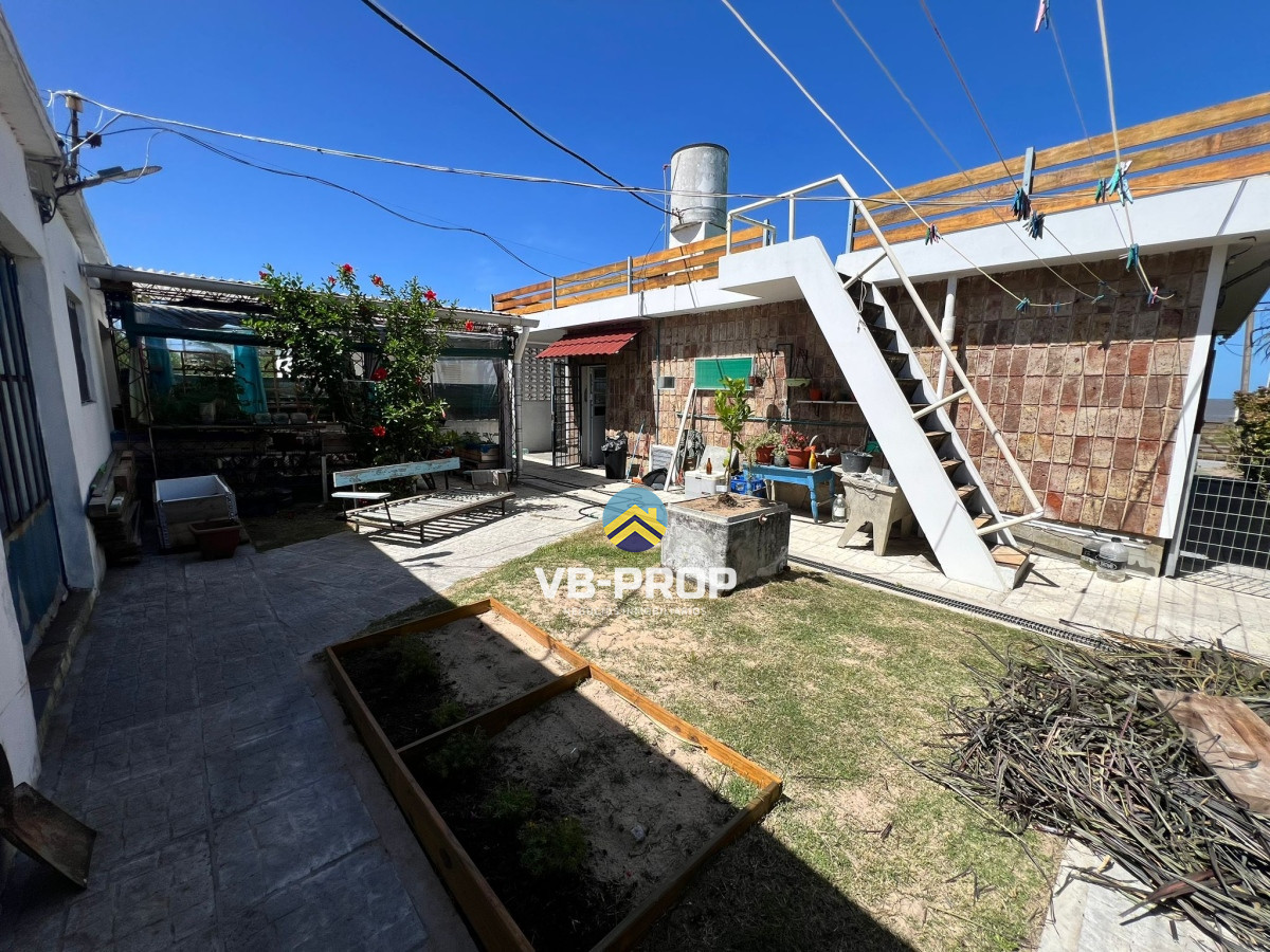 Casa ID.357 - Venta casa cuchilla alta frente al mar 
