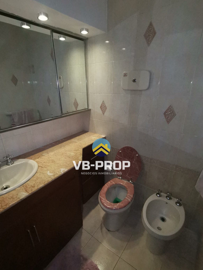 Casa ID.328 - Venta casa Buceo 2 dormitorios + cochera 