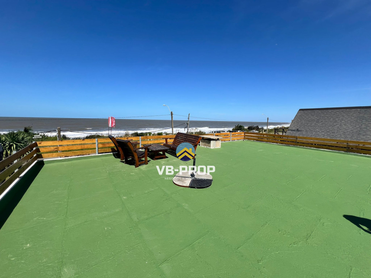 Casa ID.357 - Venta casa cuchilla alta frente al mar 