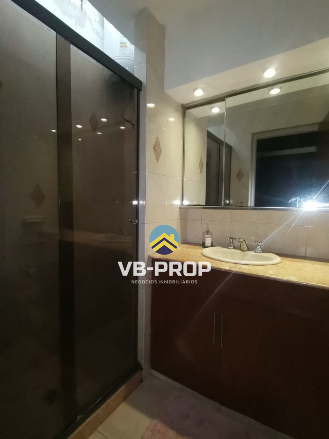 Casa ID.328 - Venta casa Buceo 2 dormitorios + cochera 