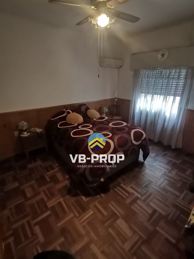 Casa ID.216 - Venta terreno buceo parque Batlle casa 1 dormitorio  