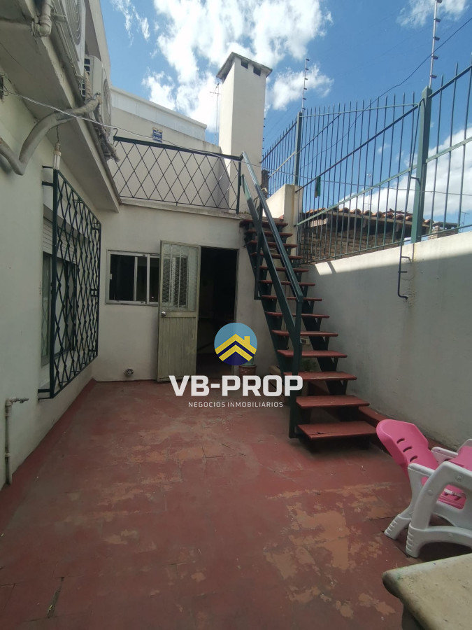 Casa ID.328 - Venta casa Buceo 2 dormitorios + cochera 