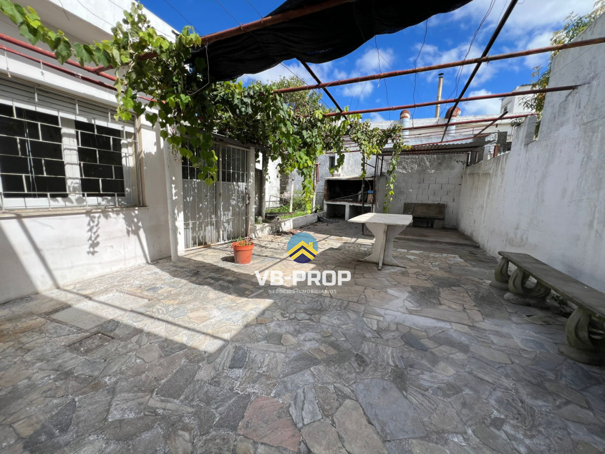 Casa ID.480 - Alquiler casa 2 dormitorios mercado modelo