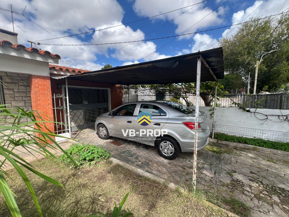 Casa ID.421 - Venta casa y apartamentos 2 y 3 dormitorios Flor de Maroñas 