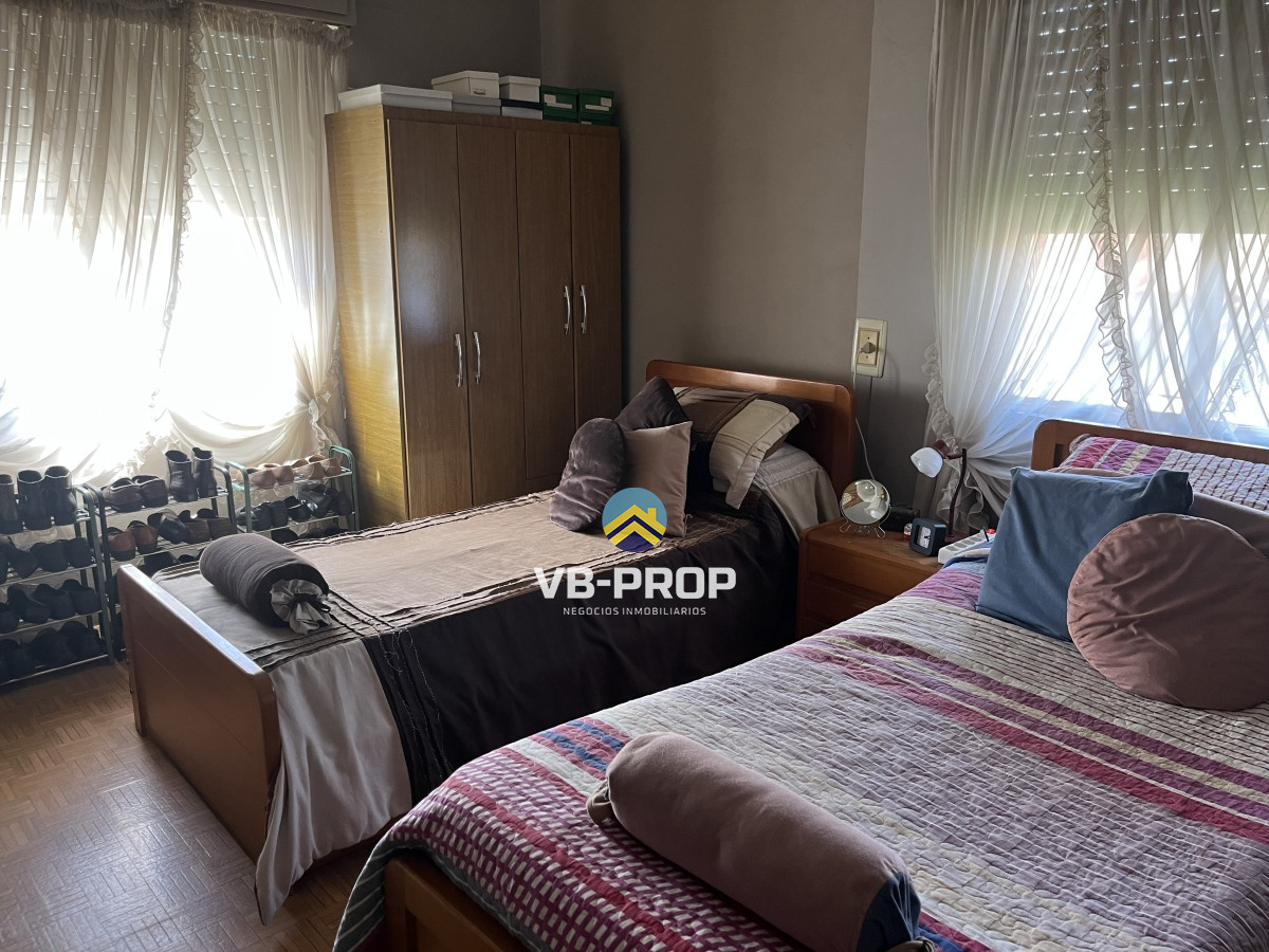 Casa ID.326 - Venta casa PH malvin punta gorda 3 dormitorios 