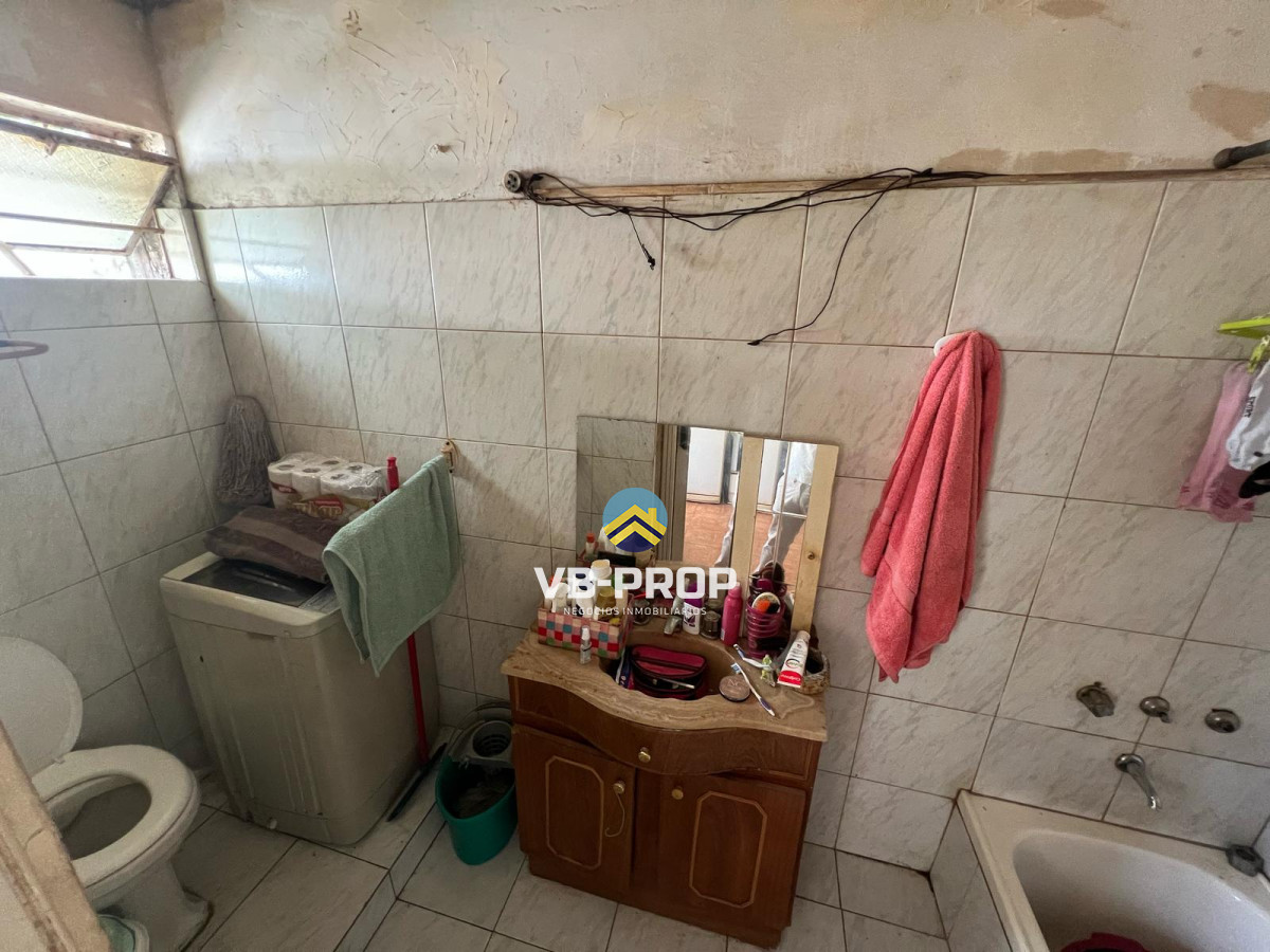 Casa ID.421 - Venta casa y apartamentos 2 y 3 dormitorios Flor de Maroñas 