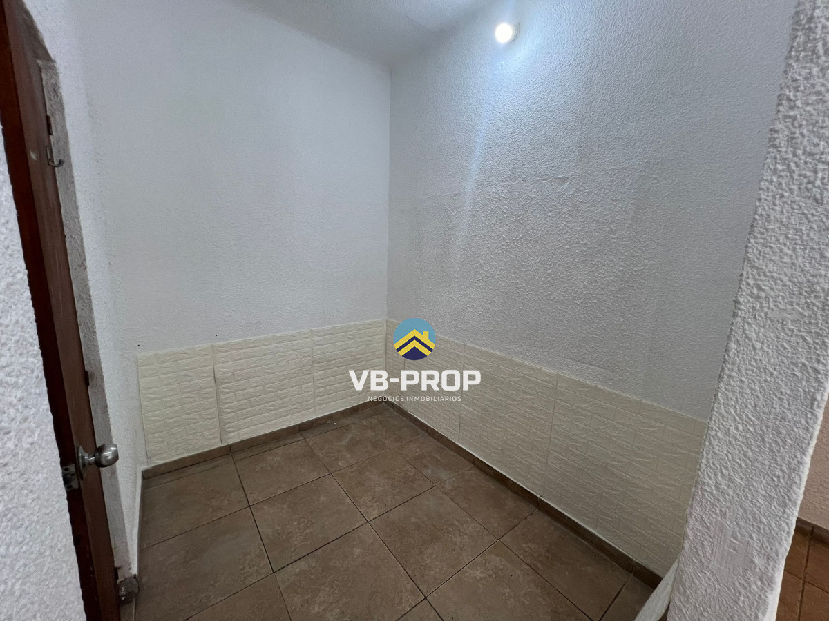 Local Comercial ID.374 - Alquiler local comercial centro - RESERVADO -