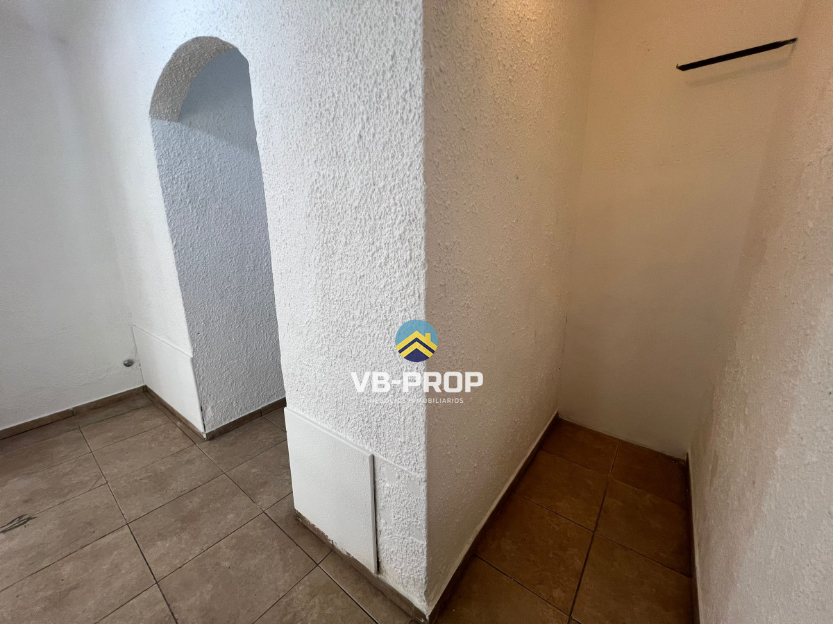 Local Comercial ID.374 - Alquiler local comercial centro - RESERVADO -
