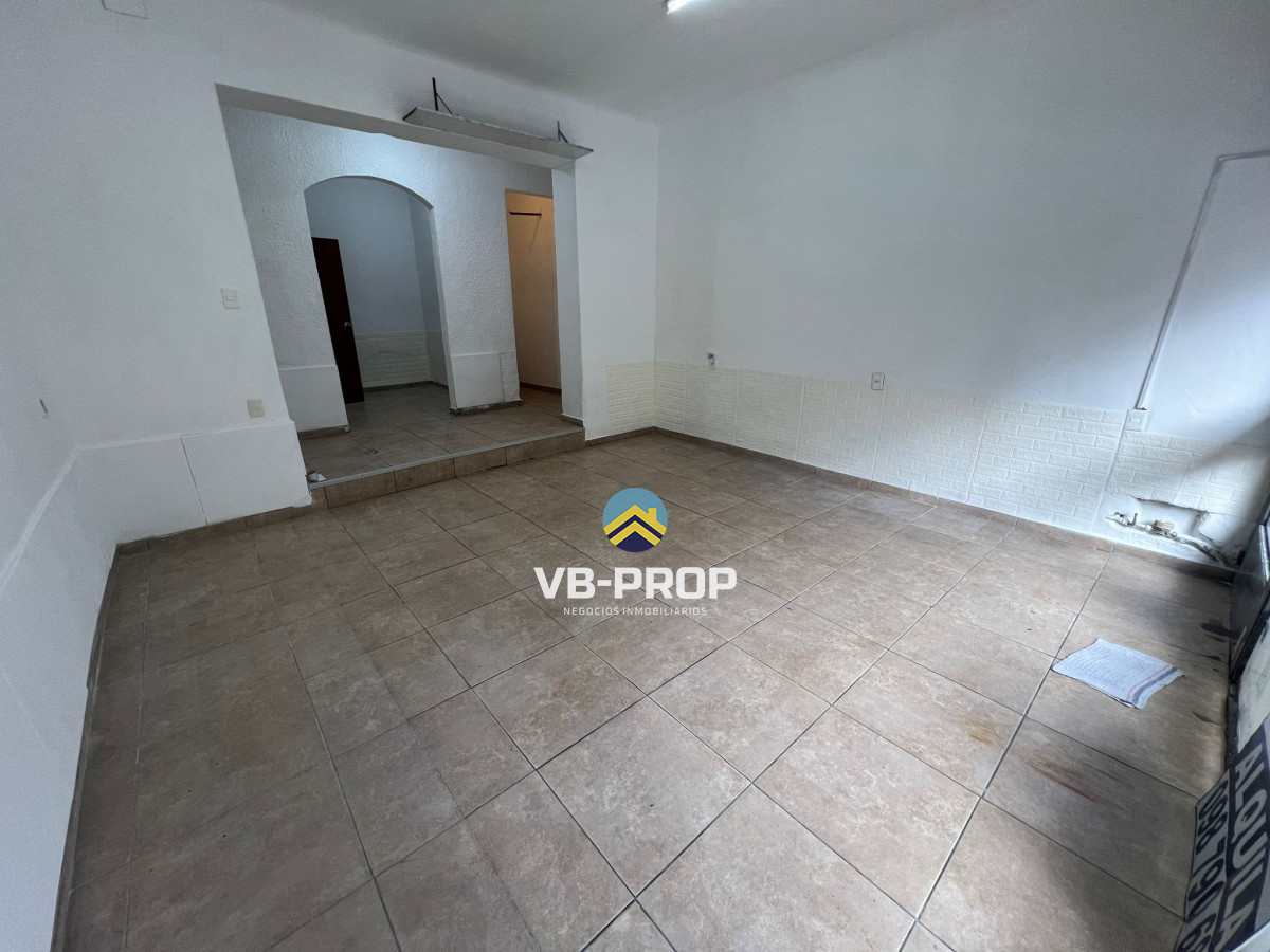 Local Comercial ID.374 - Alquiler local comercial centro - RESERVADO -