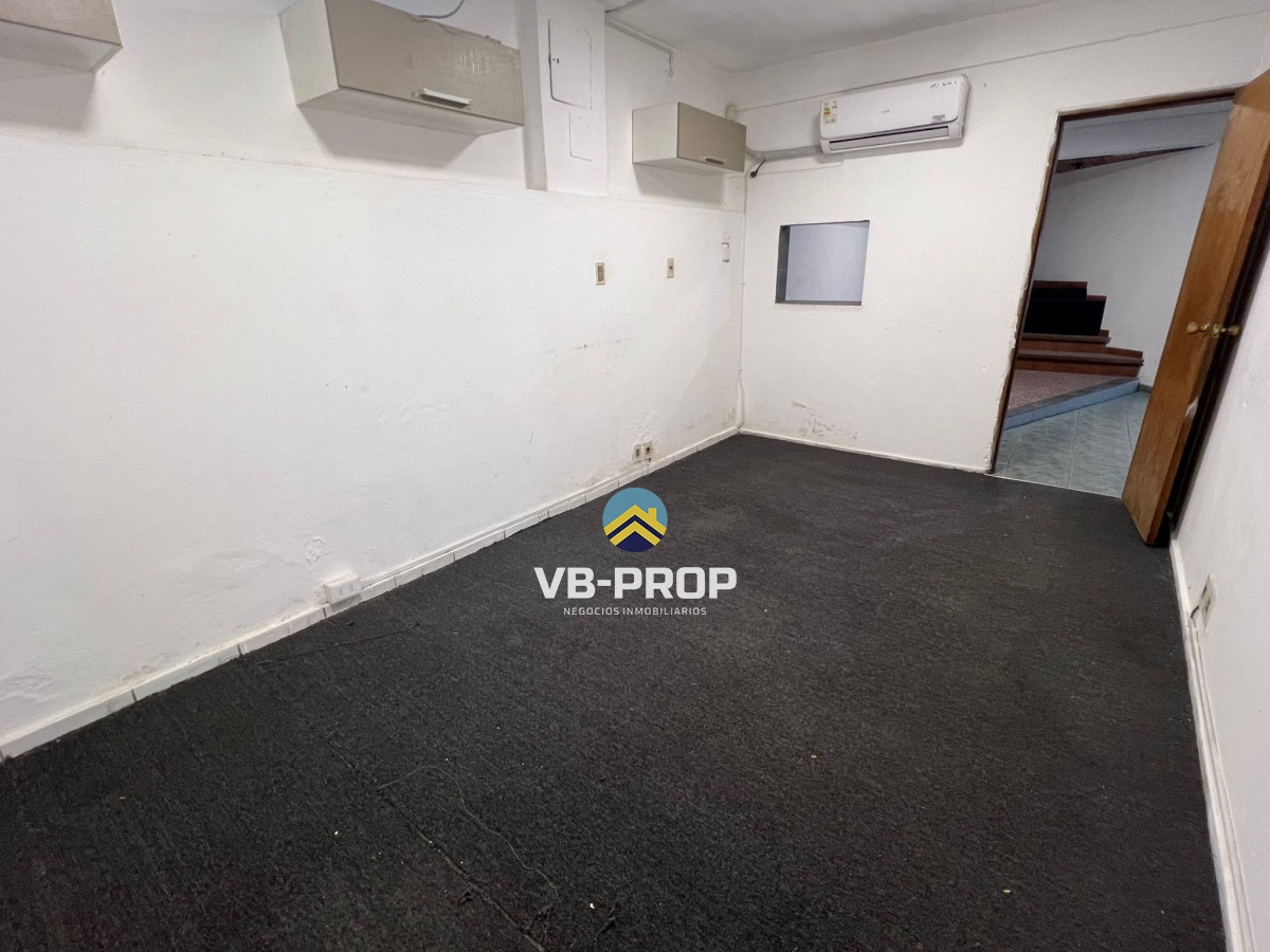 Local Comercial ID.18 - Alquiler Deposito Local Comercial Oficina Centro Barrio Sur 