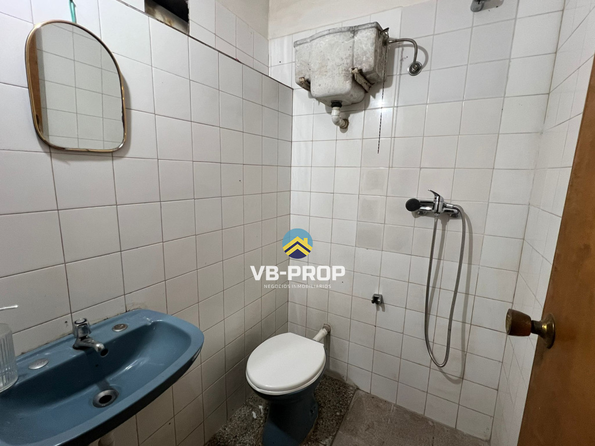 Local Comercial ID.18 - Alquiler Deposito Local Comercial Oficina Centro Barrio Sur 