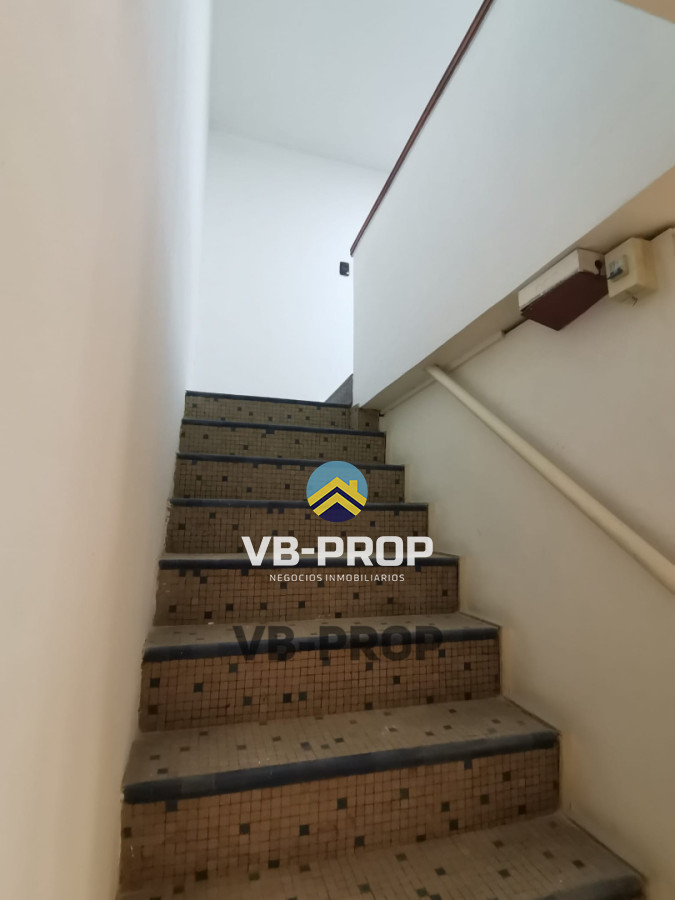 Local Comercial ID.460 - Alquiler local comercial deposito centro 