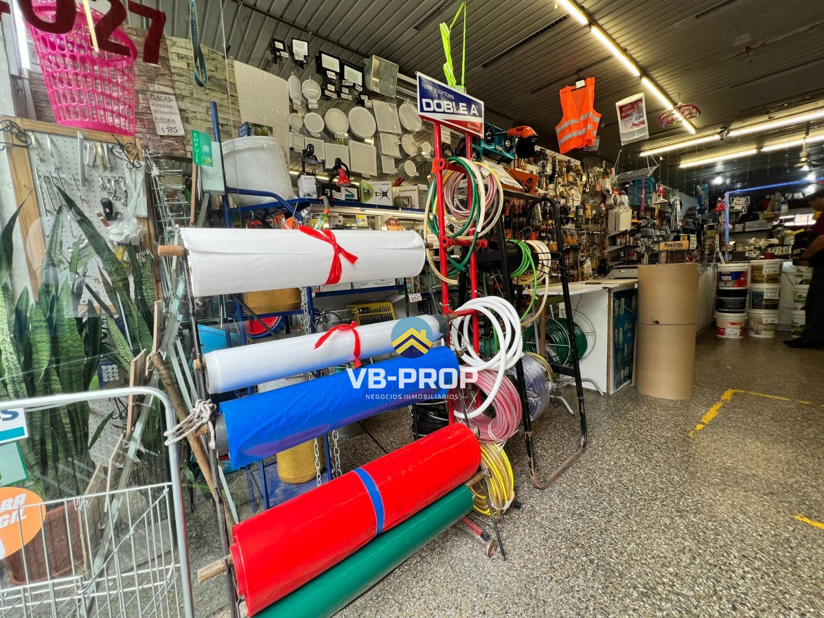 Local Comercial ID.144 - Venta llave ferretería oportunidad negocio paso molino 