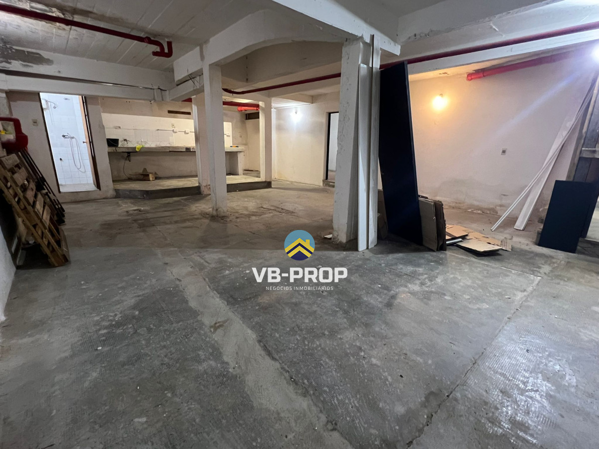 Local Comercial ID.18 - Alquiler Deposito Local Comercial Oficina Centro Barrio Sur 