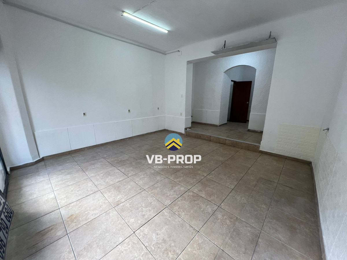 Local Comercial ID.374 - Alquiler local comercial centro - RESERVADO -