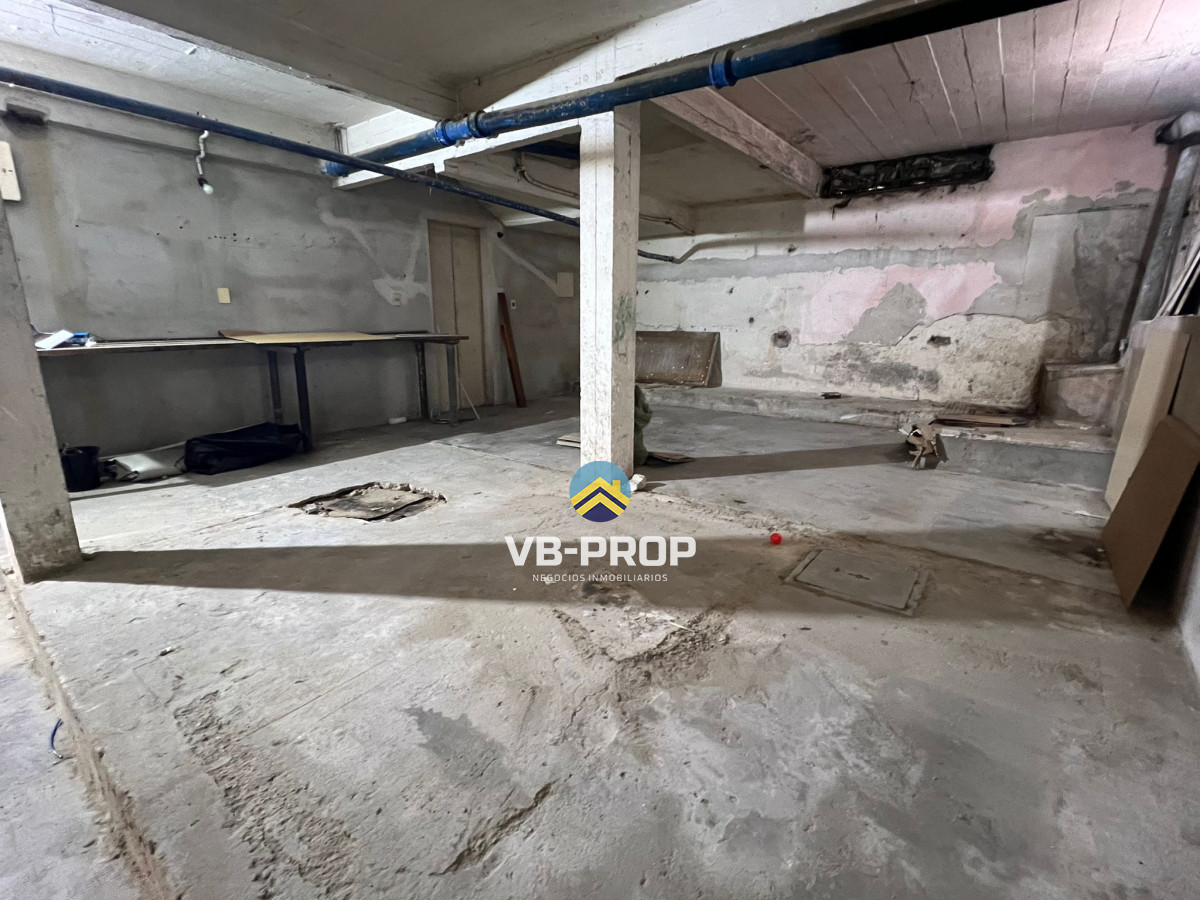 Local Comercial ID.18 - Alquiler Deposito Local Comercial Oficina Centro Barrio Sur 