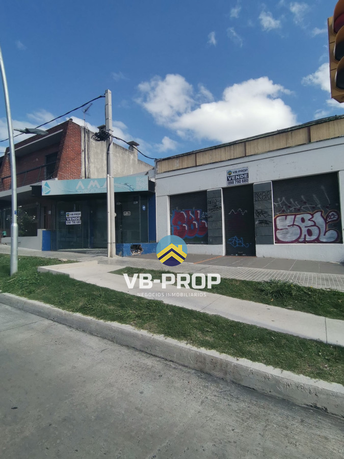 Local Comercial ID.138 - Venta locales comerciales Parque Batlle Luis Alberto de Herrera 