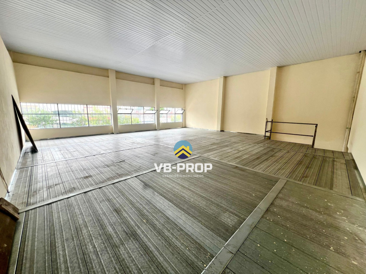 Local Comercial ID.478 - Alquiler local comercial deposito parque batlle 