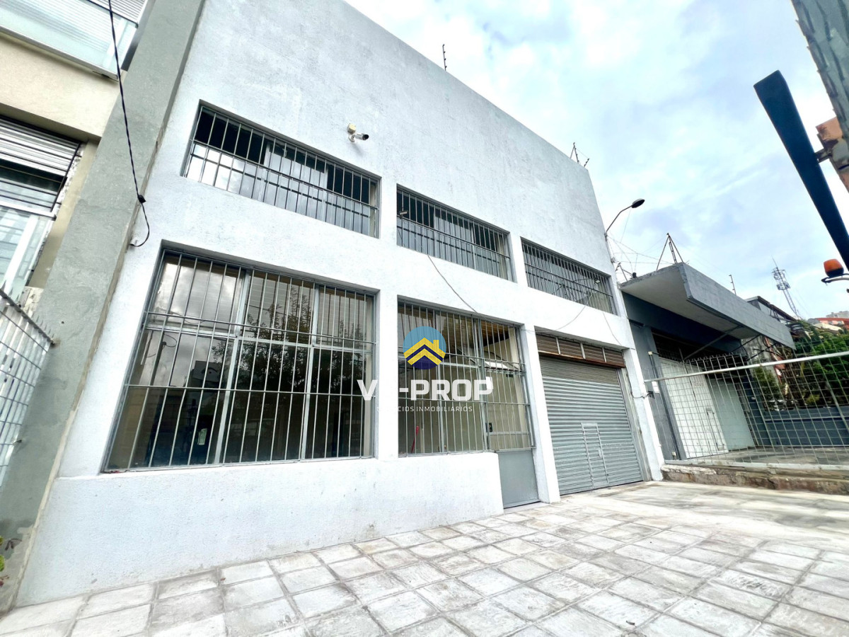 Local Comercial ID.478 - Alquiler local comercial deposito parque batlle 