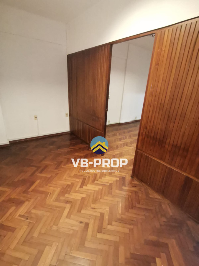 Oficina ID.311 - Alquiler oficina centro Rio Branco y 18 de Julio