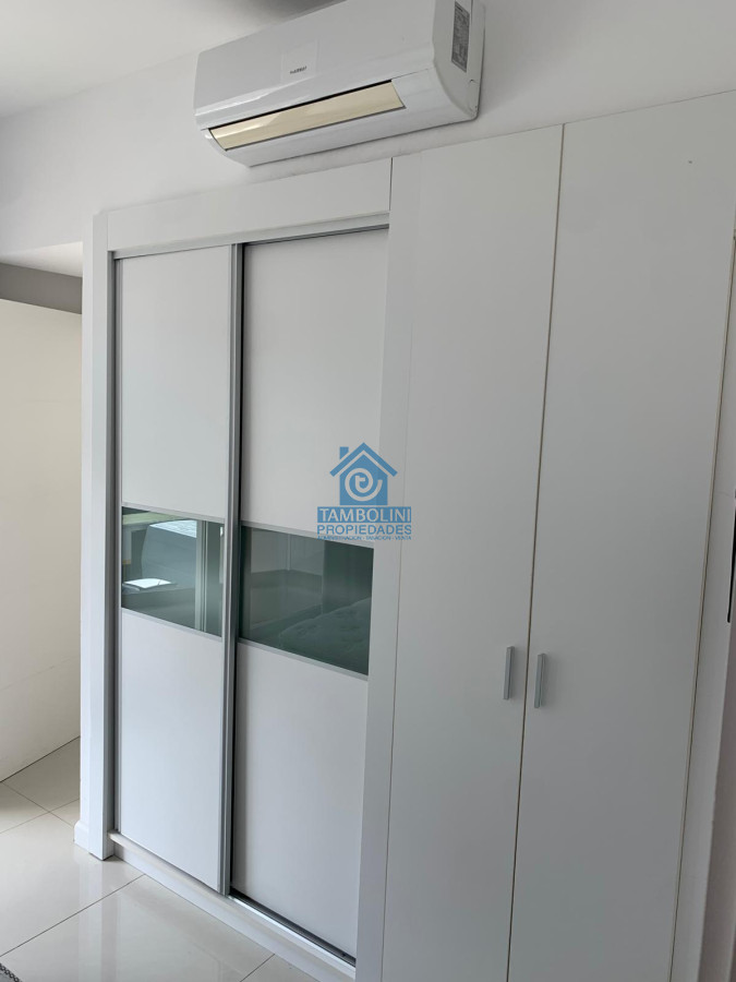 Apartamento ID.461 - Hermoso departamento en alquiler anual en Edificio frente al mar