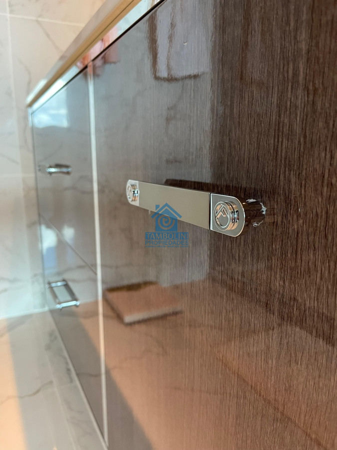 Apartamento ID.249 - Hermosa Unidad en Venta Frente al Mar