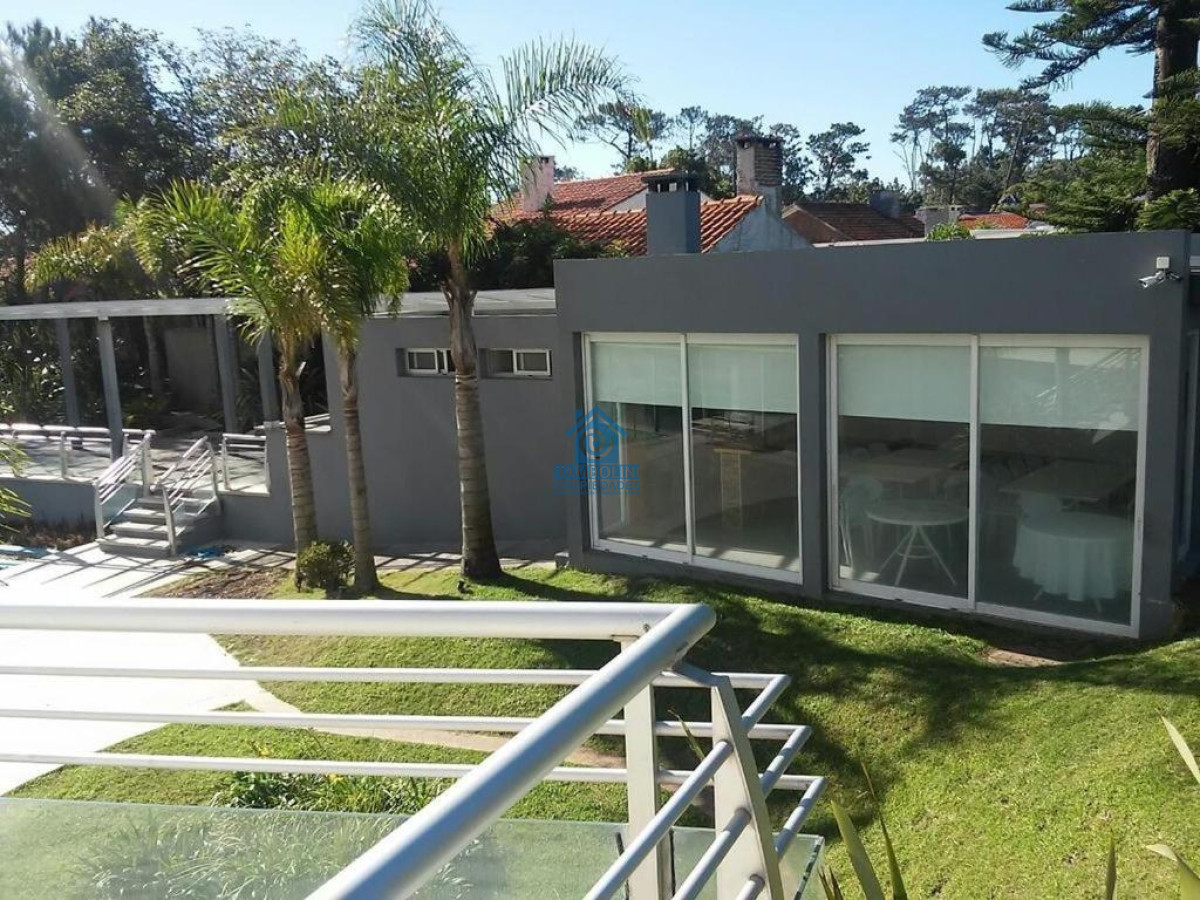 Apartamento ID.167 - Fabulosa Planta Torre Alta Gama SeaForest Venta y Alquiler 