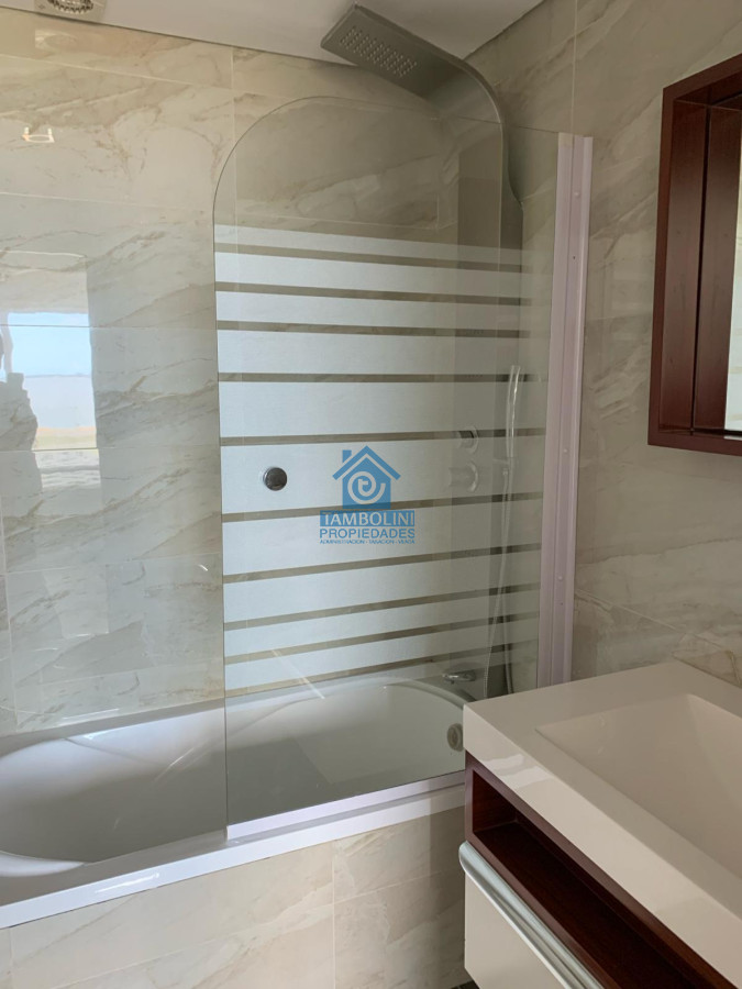 Apartamento ID.300 - Alquiler Anual Frente al Mar Mansa 2 suites y amenities 