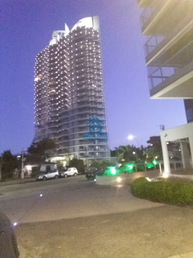 Apartamento ID.264 - Alquiler Anual Departamento Mansa Vista al Mar
