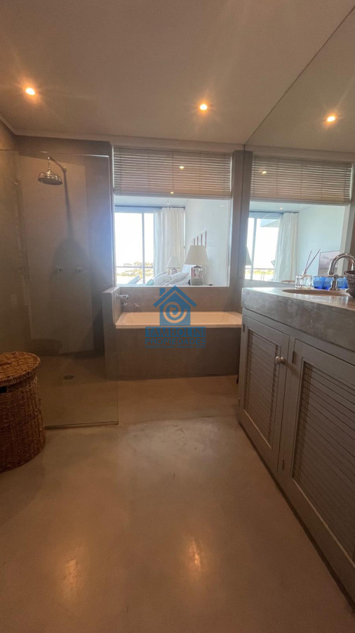 Apartamento ID.516 - Lujoso departamento en Venta en La Barra