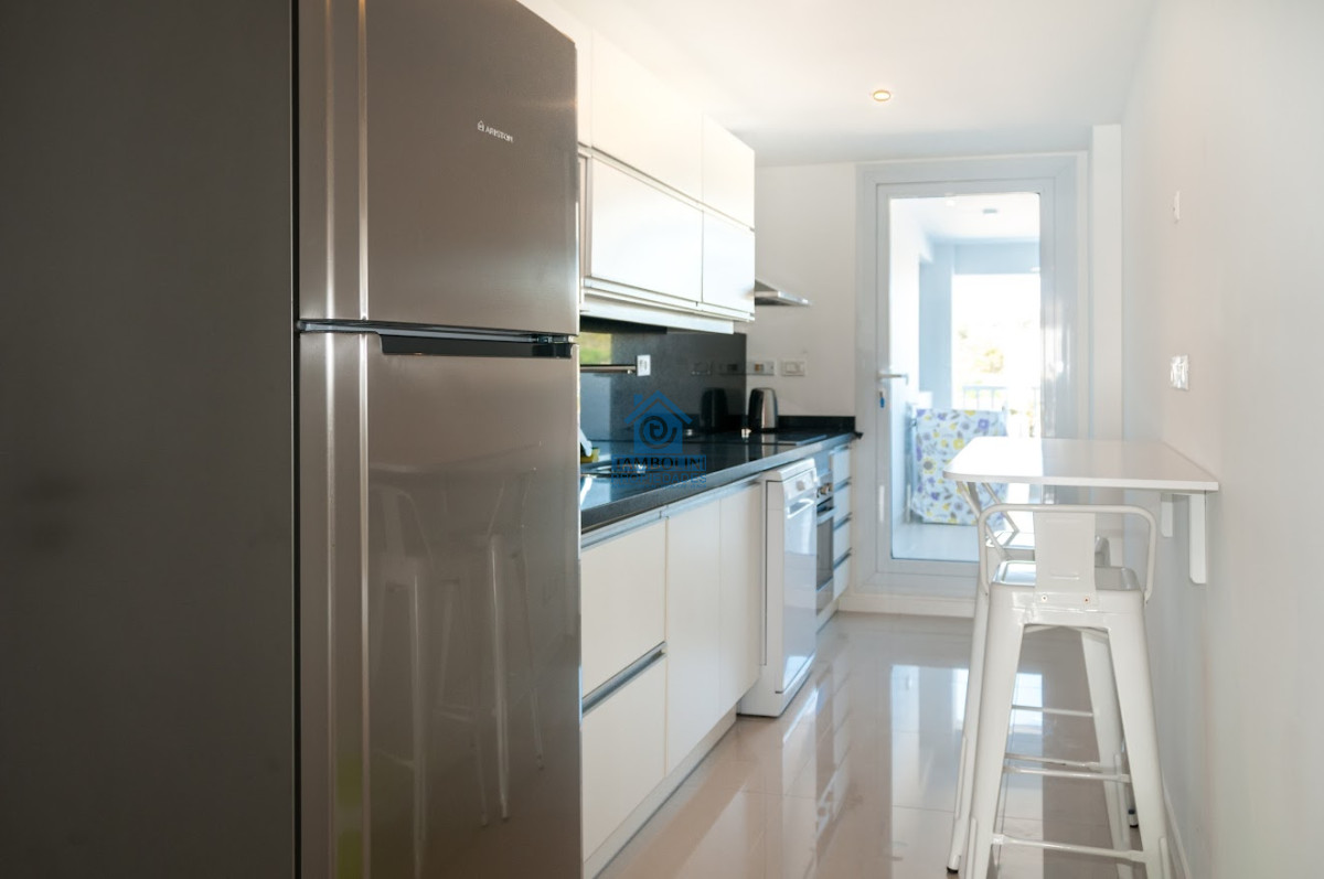 Apartamento ID.715 - Alquiler y Venta Hermoso Pent House Frente al Mar Mansa