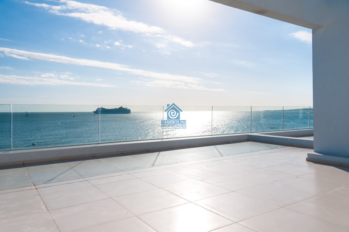 Apartamento ID.715 - Alquiler y Venta Hermoso Pent House Frente al Mar Mansa