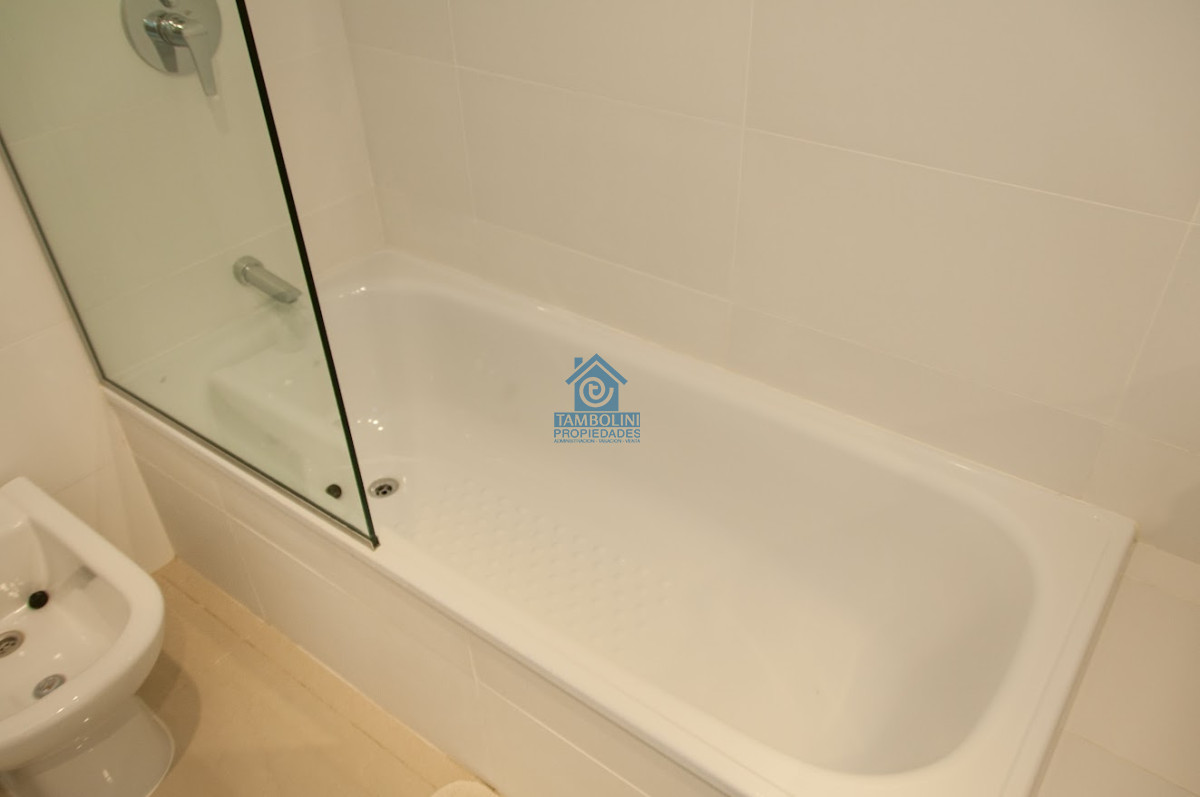 Apartamento ID.715 - Alquiler y Venta Hermoso Pent House Frente al Mar Mansa