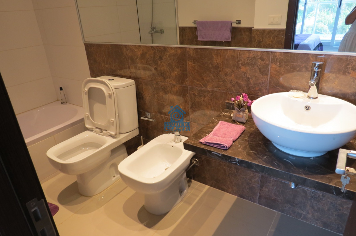 Apartamento ID.320 - Alquiler Anual Punta del Este Departamento 3 dormitorios