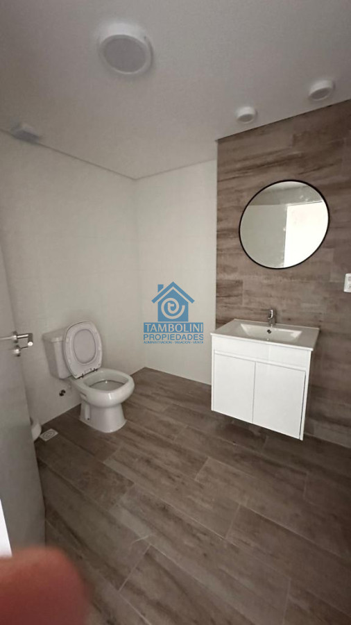 Apartamento ID.215 - Alquiler Anual 3 Dormitorios 2 Baños 