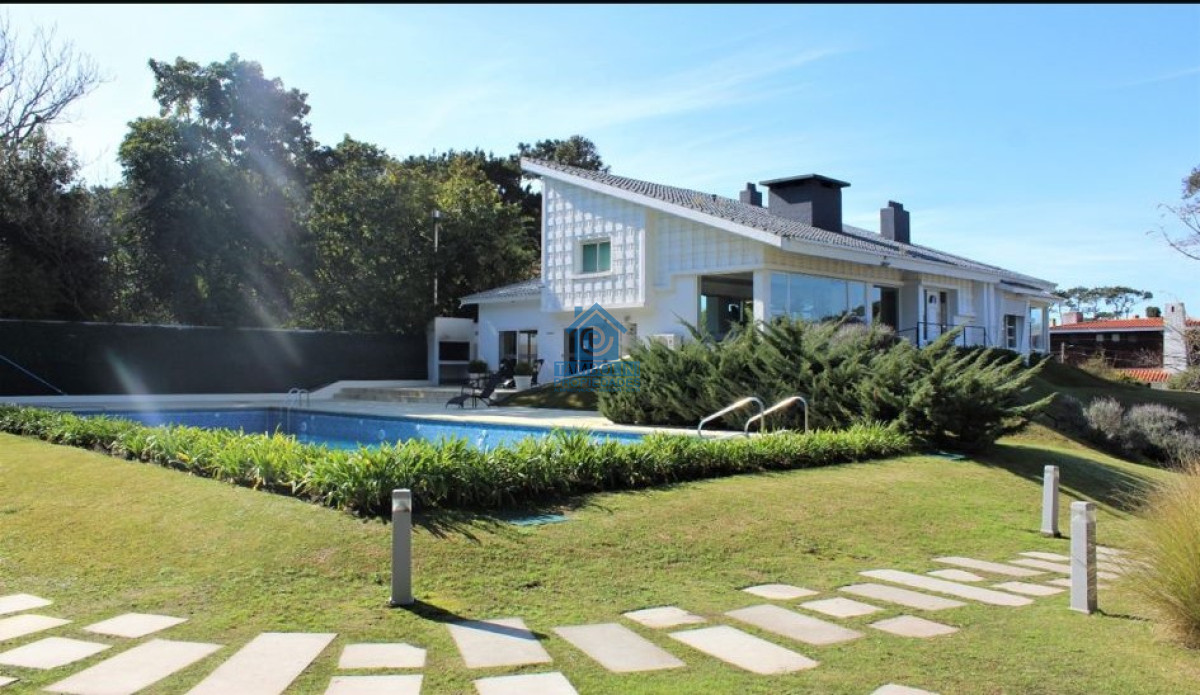 Apartamento ID.367 - Oportunidad en Venta Un Dormitorio Edificio con Amenities 